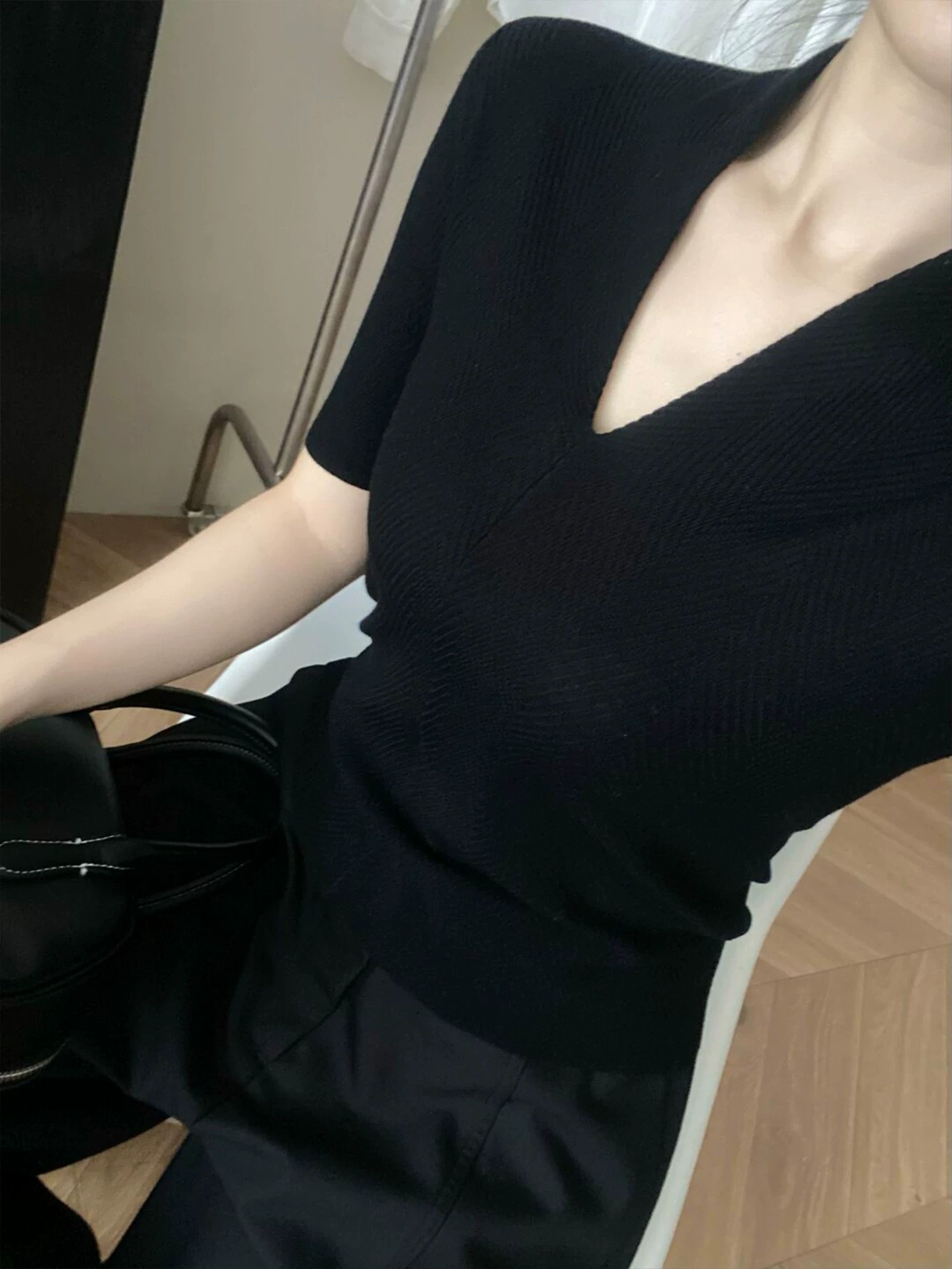 Light Luxury High-End White V- - مراجعة Women'S Fashion For 2026 وسعره
