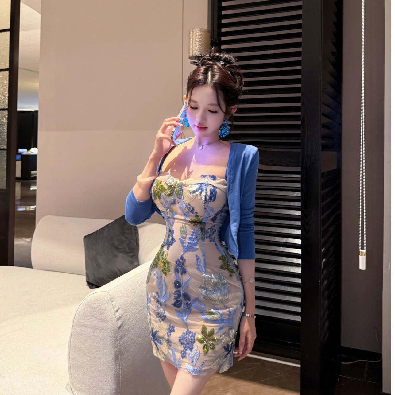 Fashionable Blue Lotus Floral  - مراجعة Printed Wrap Skirt وسعره