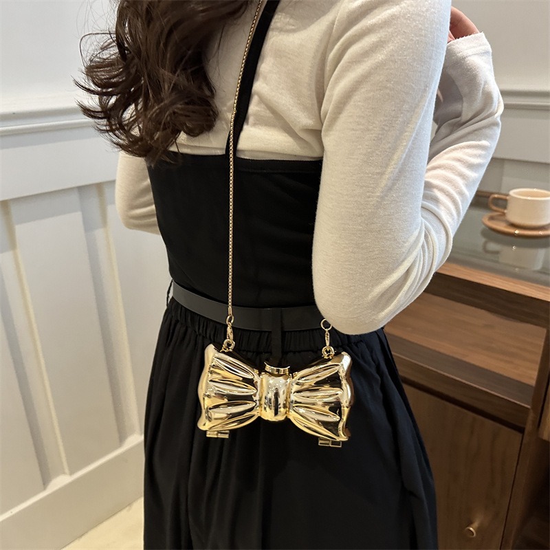 Luxury Fashion Metal Mini Hand - مراجعة Women Fashion Handbags وسعره